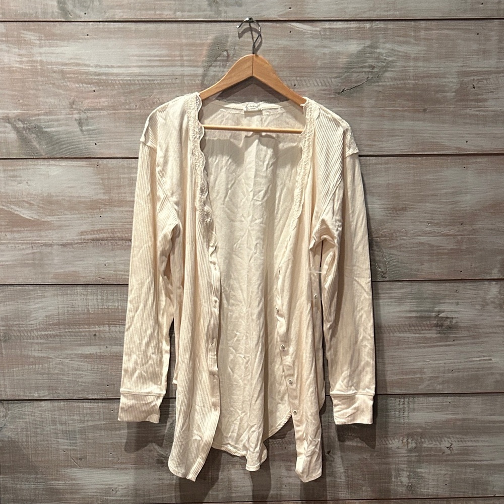 NWOT Intimately Free People Shirt Cream Lace Ribbed Button Up VNeck Long Sleeve